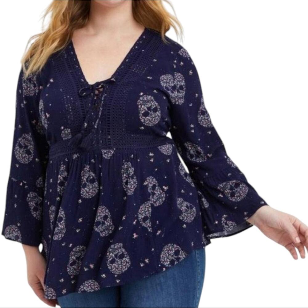 Torrid Navy Blue Floral Sugar Skull Long Sleeve Lace Up Crochet Trim Shirt 2X